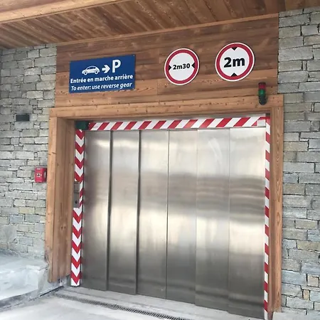 Portes Du Pleney 001 * Morzine
